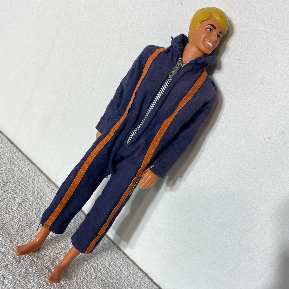 Vintage 1968 Mattel Inc #1088-0500 9 Malibu Ken Fashion Doll
